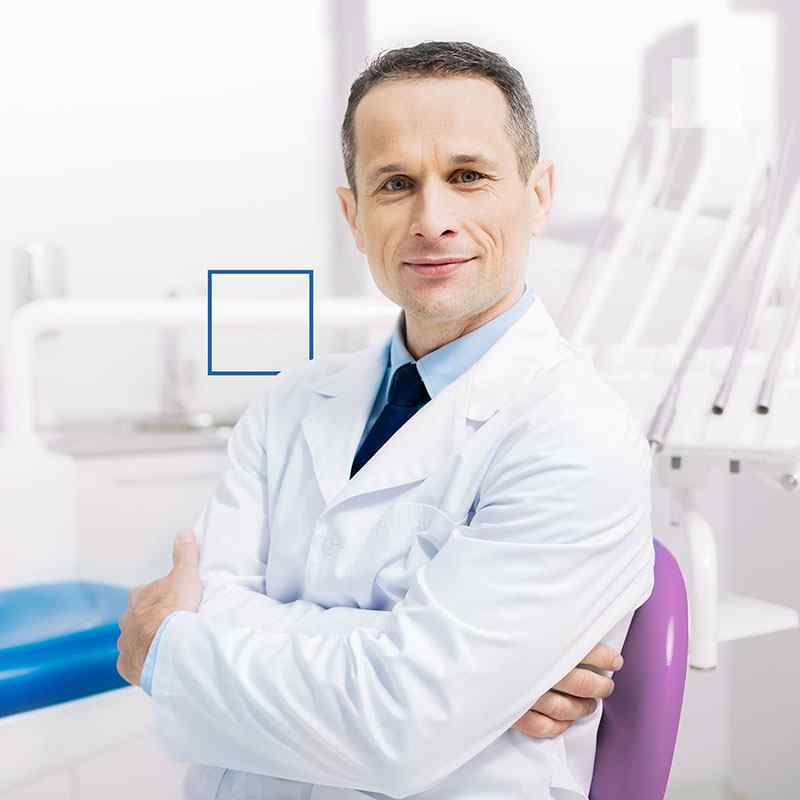 https://www.davislakedental.com/wp-content/uploads/2020/01/people-03.jpg